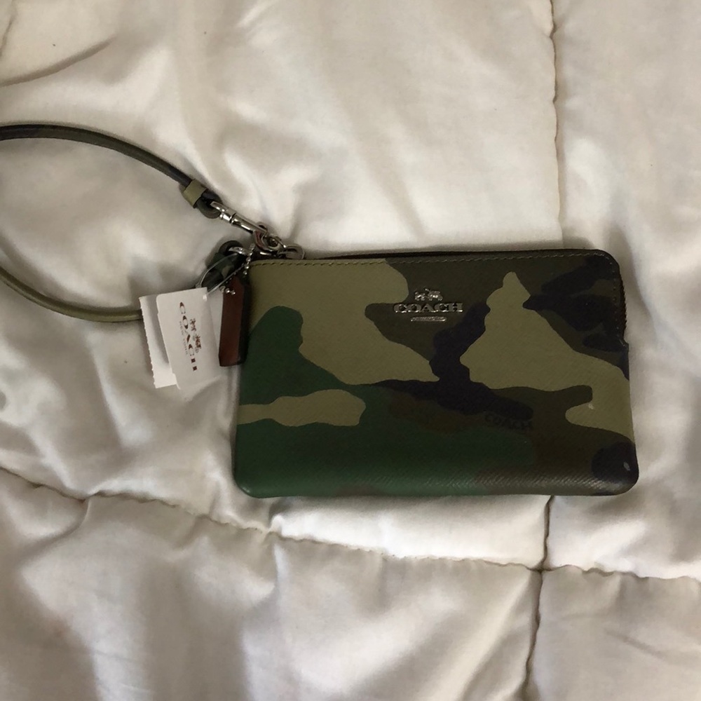 COACH Wristlet Wallet